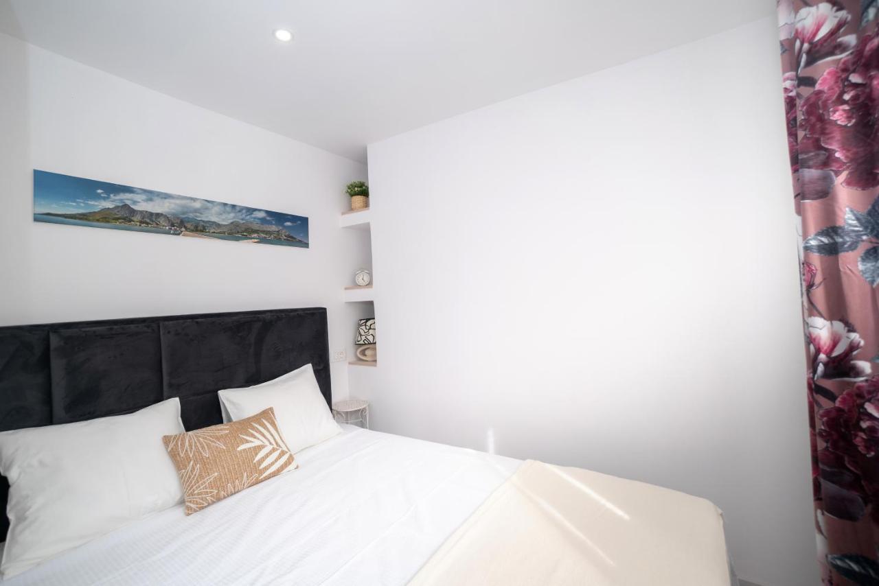 New Cozy Apartment - Center Of Old Town Omis Bagian luar foto